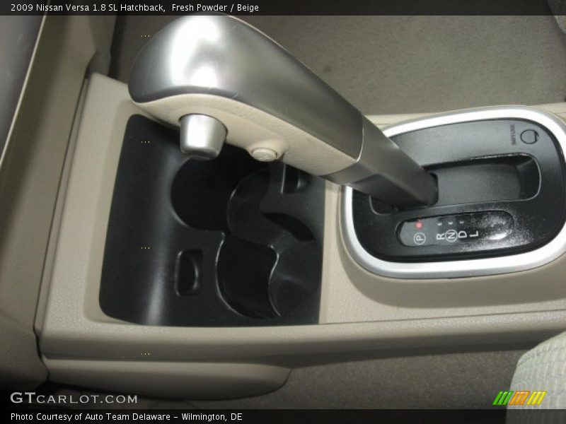 Fresh Powder / Beige 2009 Nissan Versa 1.8 SL Hatchback