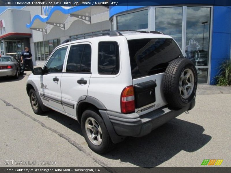White / Medium Gray 2002 Chevrolet Tracker ZR2 4WD Hard Top