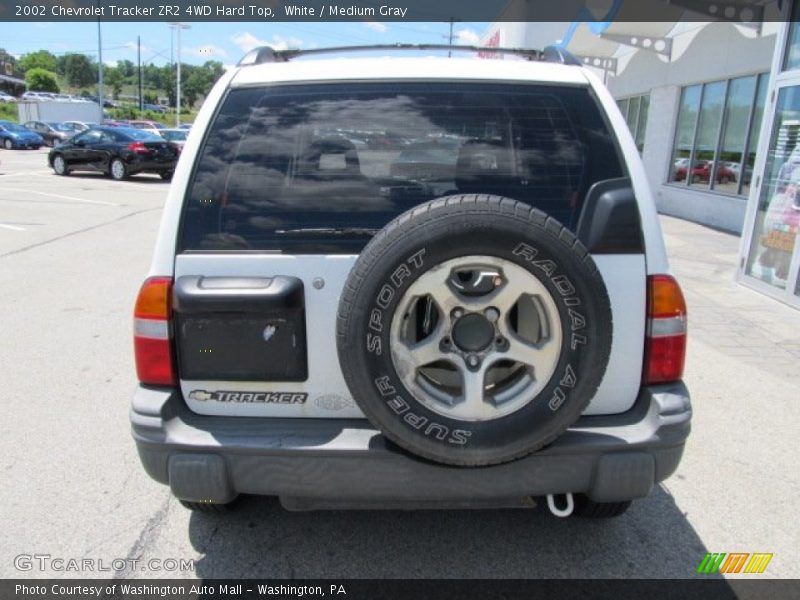 White / Medium Gray 2002 Chevrolet Tracker ZR2 4WD Hard Top