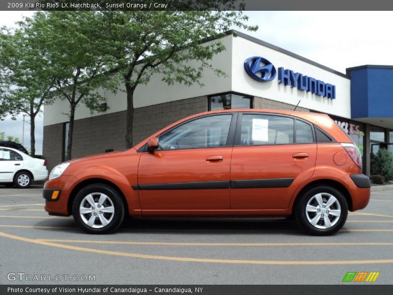 Sunset Orange / Gray 2009 Kia Rio Rio5 LX Hatchback