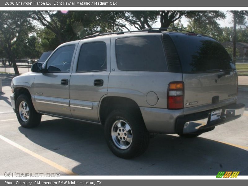 Light Pewter Metallic / Medium Oak 2000 Chevrolet Tahoe LS