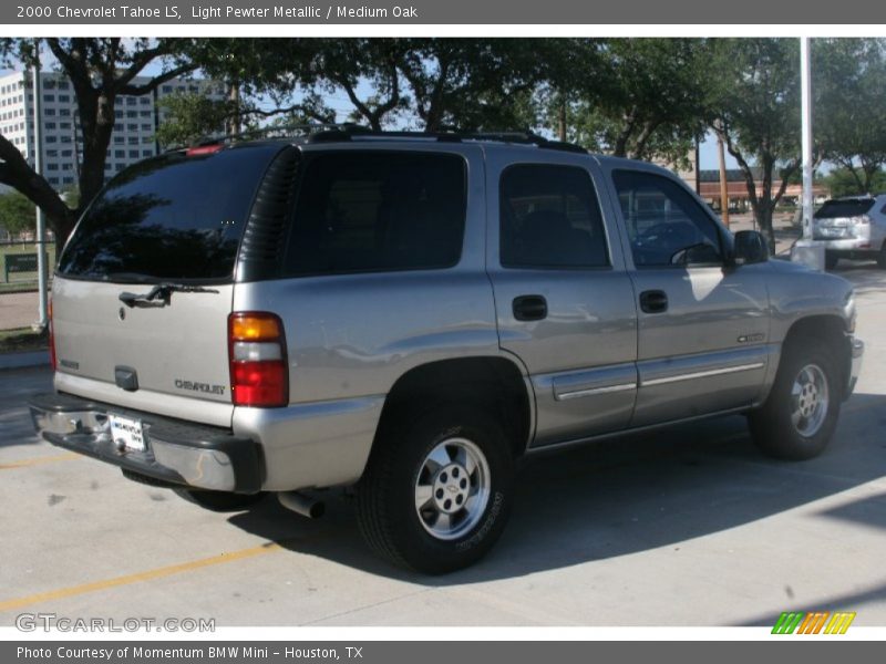 Light Pewter Metallic / Medium Oak 2000 Chevrolet Tahoe LS