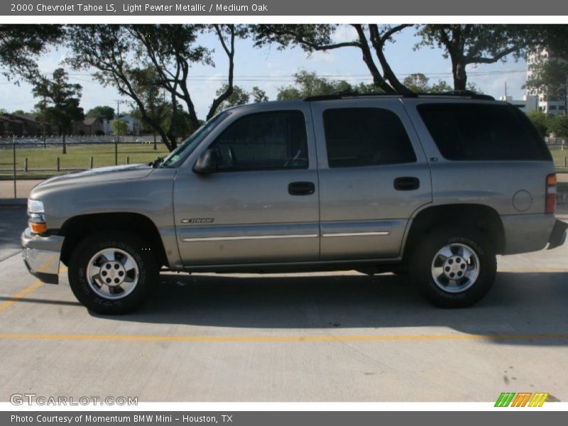 Light Pewter Metallic / Medium Oak 2000 Chevrolet Tahoe LS