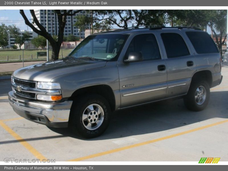 Light Pewter Metallic / Medium Oak 2000 Chevrolet Tahoe LS