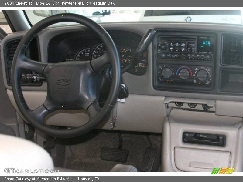 Light Pewter Metallic / Medium Oak 2000 Chevrolet Tahoe LS