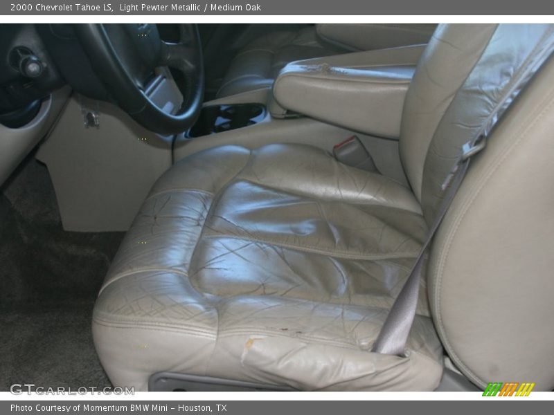 Light Pewter Metallic / Medium Oak 2000 Chevrolet Tahoe LS