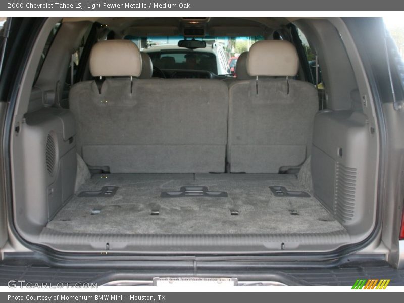 Light Pewter Metallic / Medium Oak 2000 Chevrolet Tahoe LS