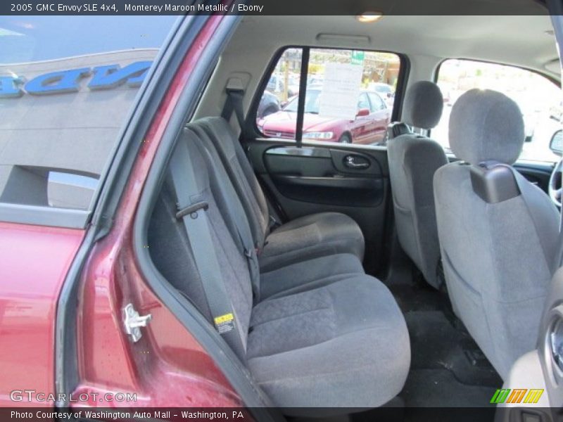 Monterey Maroon Metallic / Ebony 2005 GMC Envoy SLE 4x4