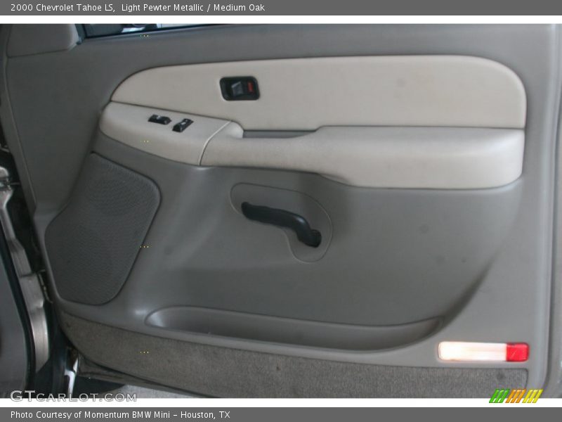 Light Pewter Metallic / Medium Oak 2000 Chevrolet Tahoe LS