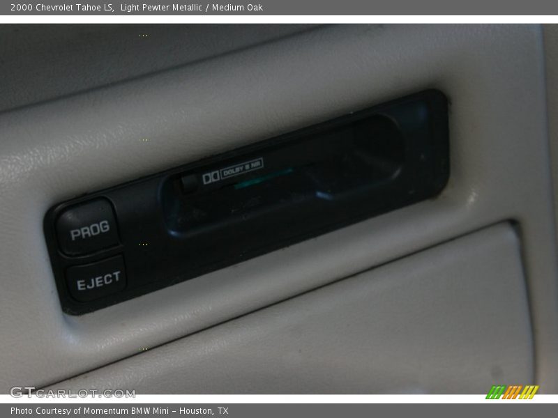 Light Pewter Metallic / Medium Oak 2000 Chevrolet Tahoe LS