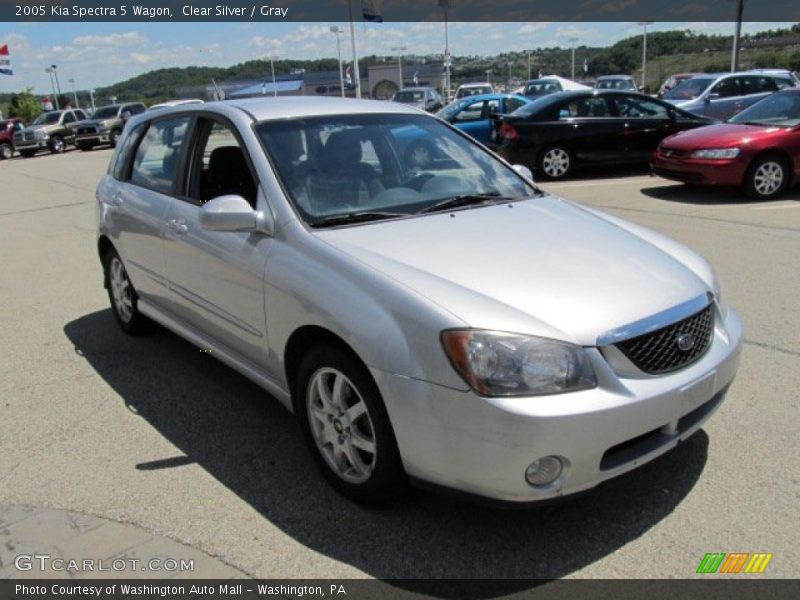 Clear Silver / Gray 2005 Kia Spectra 5 Wagon