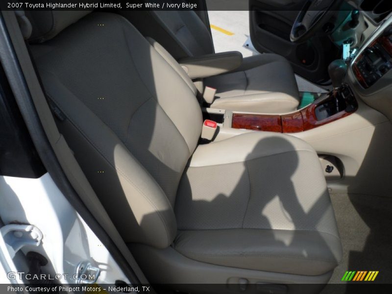Super White / Ivory Beige 2007 Toyota Highlander Hybrid Limited
