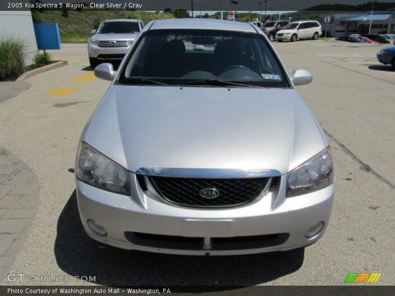 Clear Silver / Gray 2005 Kia Spectra 5 Wagon