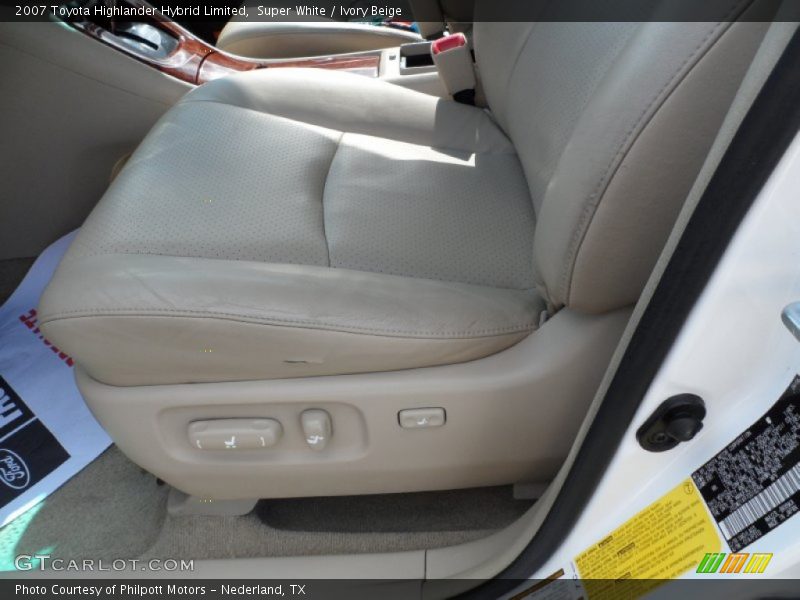 Super White / Ivory Beige 2007 Toyota Highlander Hybrid Limited