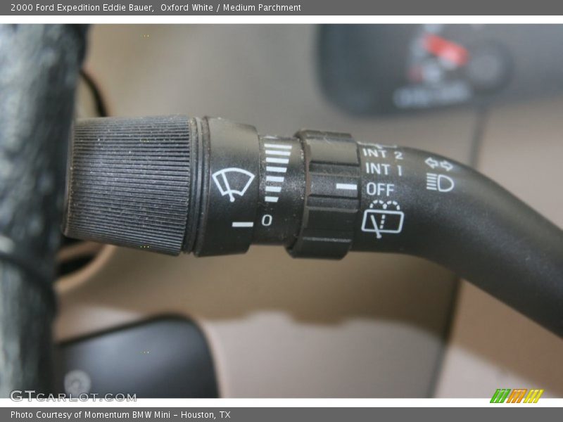 Oxford White / Medium Parchment 2000 Ford Expedition Eddie Bauer