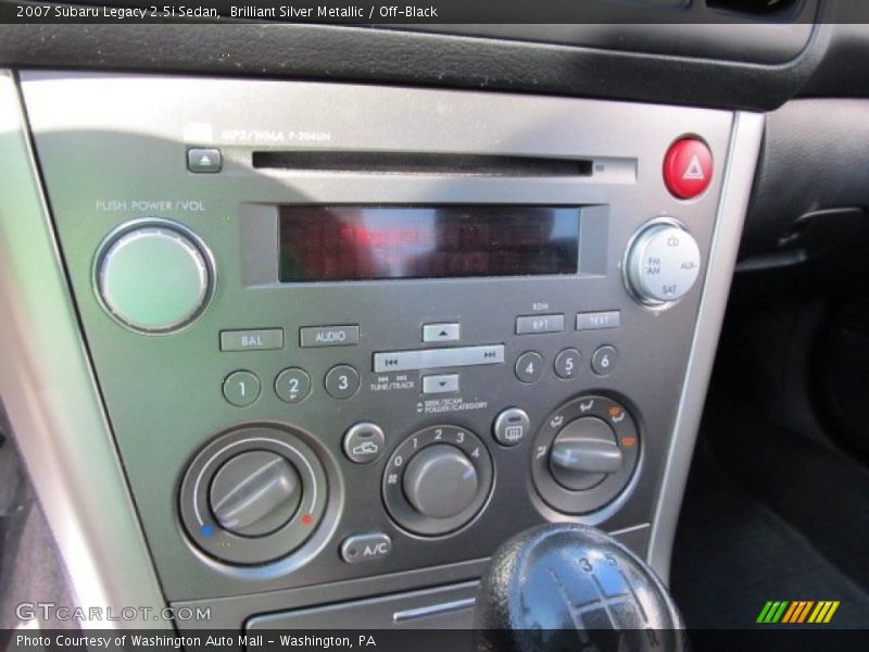 Brilliant Silver Metallic / Off-Black 2007 Subaru Legacy 2.5i Sedan
