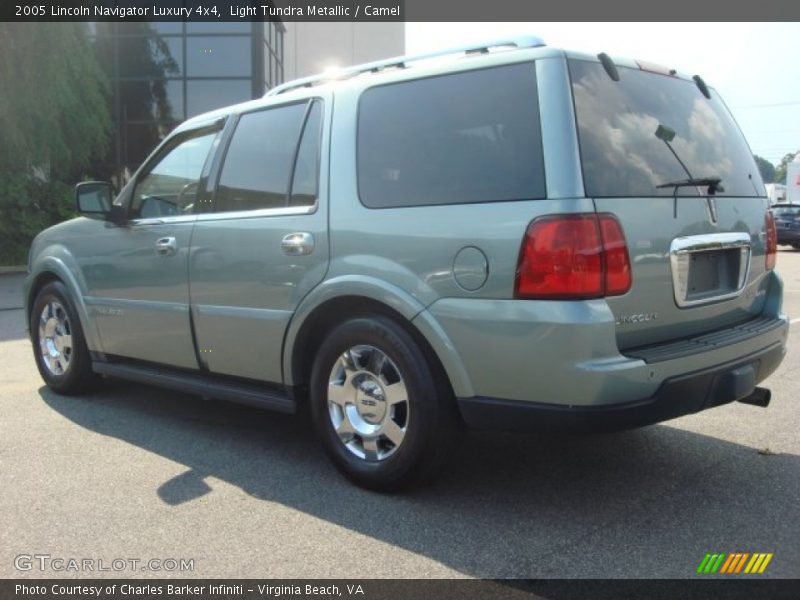 Light Tundra Metallic / Camel 2005 Lincoln Navigator Luxury 4x4