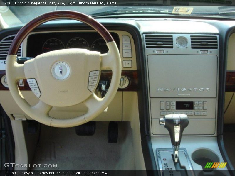 Light Tundra Metallic / Camel 2005 Lincoln Navigator Luxury 4x4
