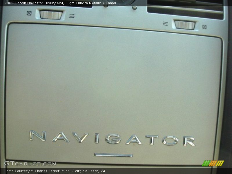 Light Tundra Metallic / Camel 2005 Lincoln Navigator Luxury 4x4