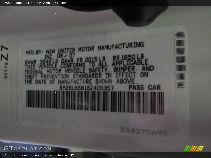 Frosty White / Graphite 2008 Pontiac Vibe