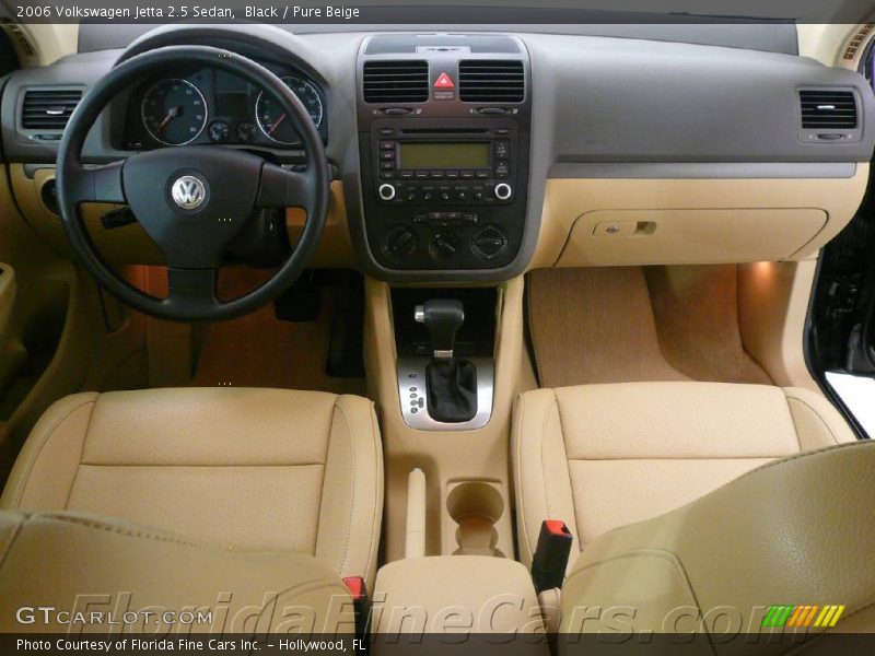 Black / Pure Beige 2006 Volkswagen Jetta 2.5 Sedan