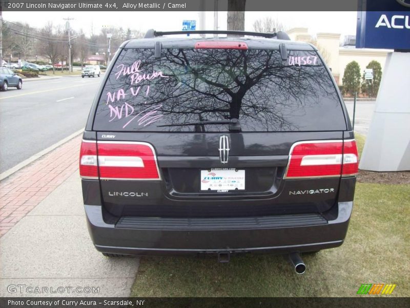 Alloy Metallic / Camel 2007 Lincoln Navigator Ultimate 4x4