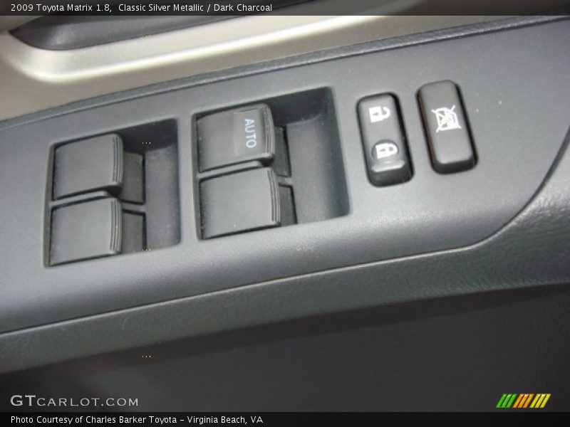 Classic Silver Metallic / Dark Charcoal 2009 Toyota Matrix 1.8