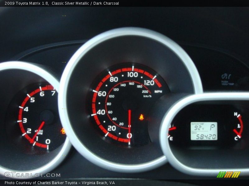 Classic Silver Metallic / Dark Charcoal 2009 Toyota Matrix 1.8