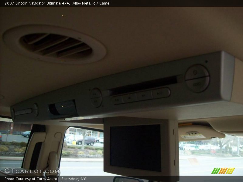 Alloy Metallic / Camel 2007 Lincoln Navigator Ultimate 4x4