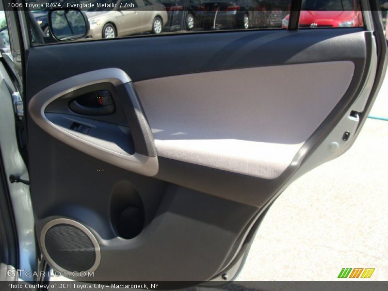 Everglade Metallic / Ash 2006 Toyota RAV4