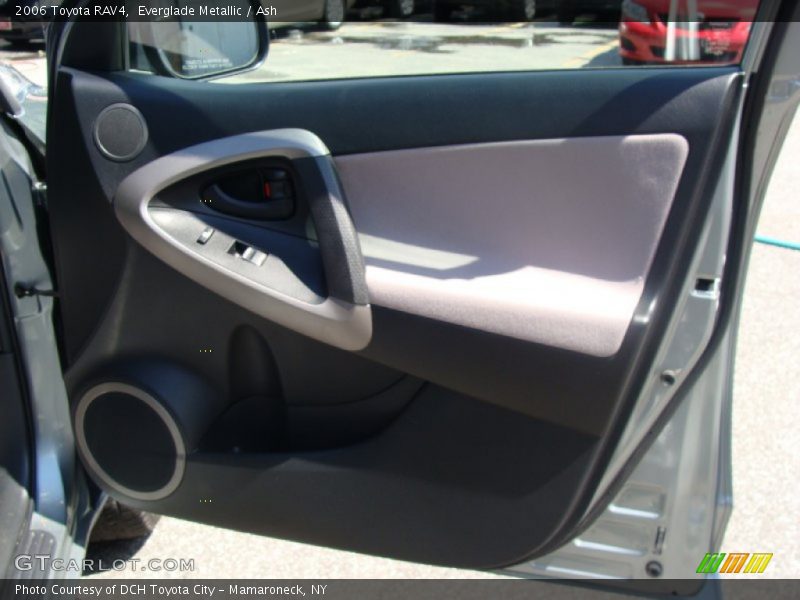 Everglade Metallic / Ash 2006 Toyota RAV4