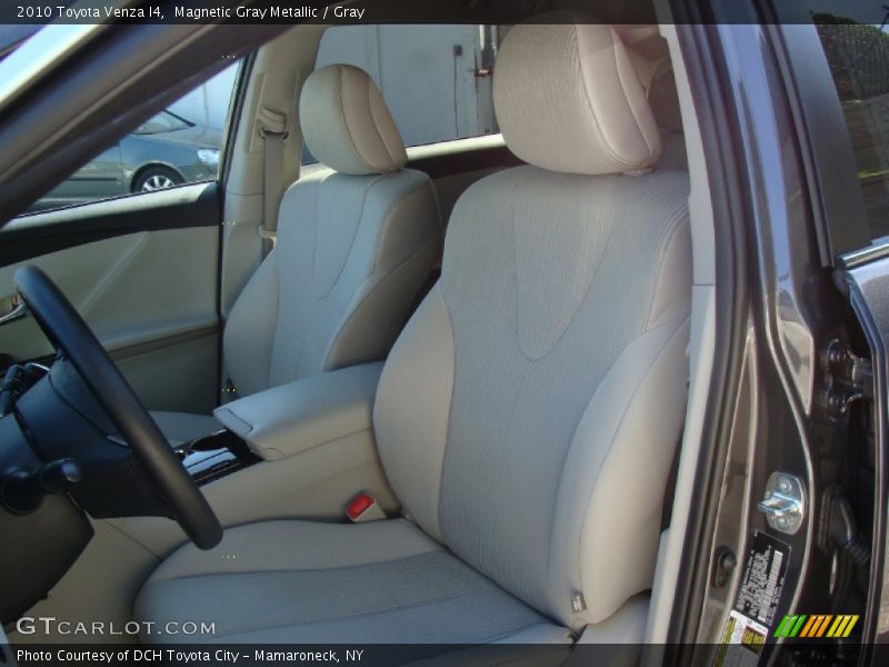 Magnetic Gray Metallic / Gray 2010 Toyota Venza I4