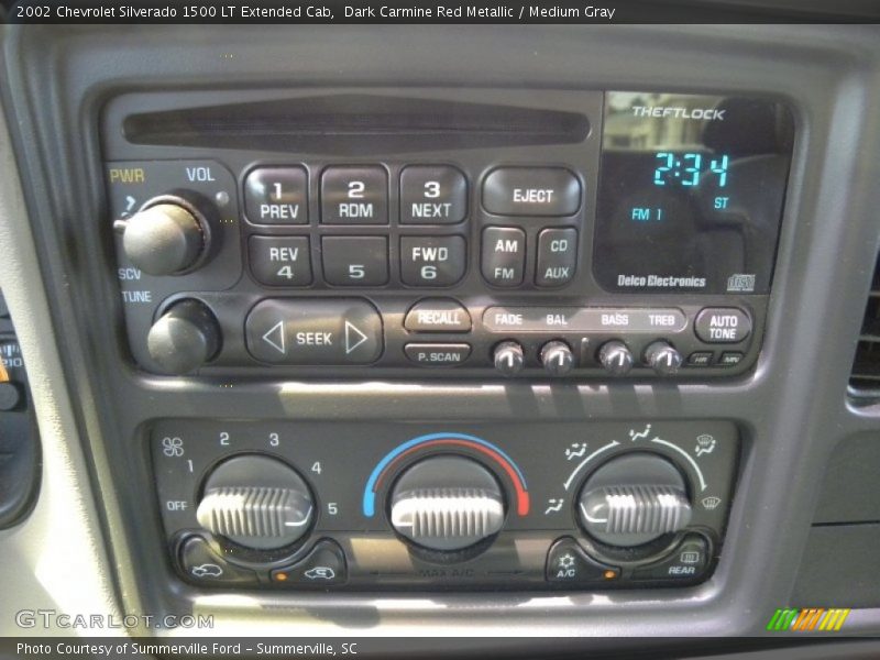 Controls of 2002 Silverado 1500 LT Extended Cab