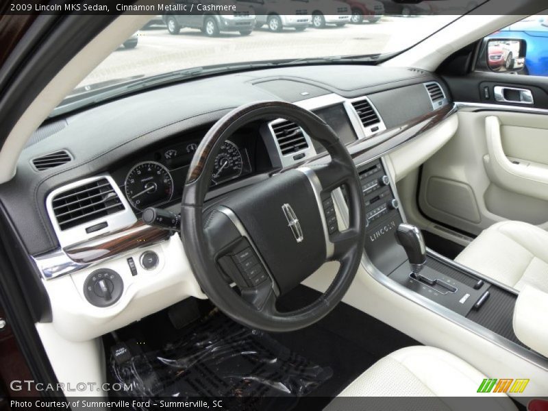 Cinnamon Metallic / Cashmere 2009 Lincoln MKS Sedan