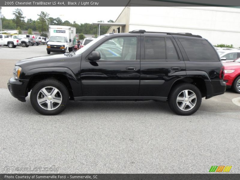 Black / Light Gray 2005 Chevrolet TrailBlazer LS 4x4