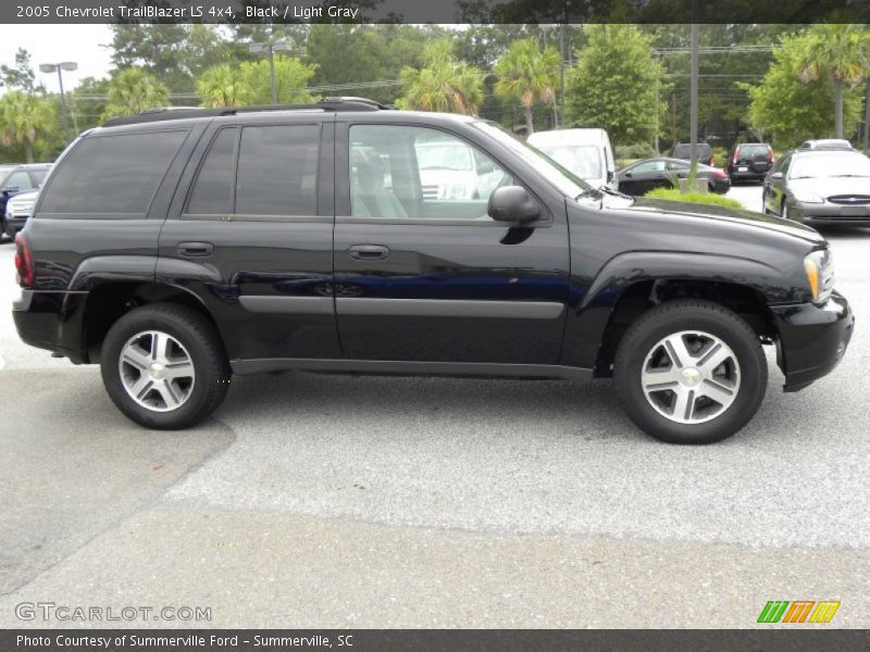 Black / Light Gray 2005 Chevrolet TrailBlazer LS 4x4