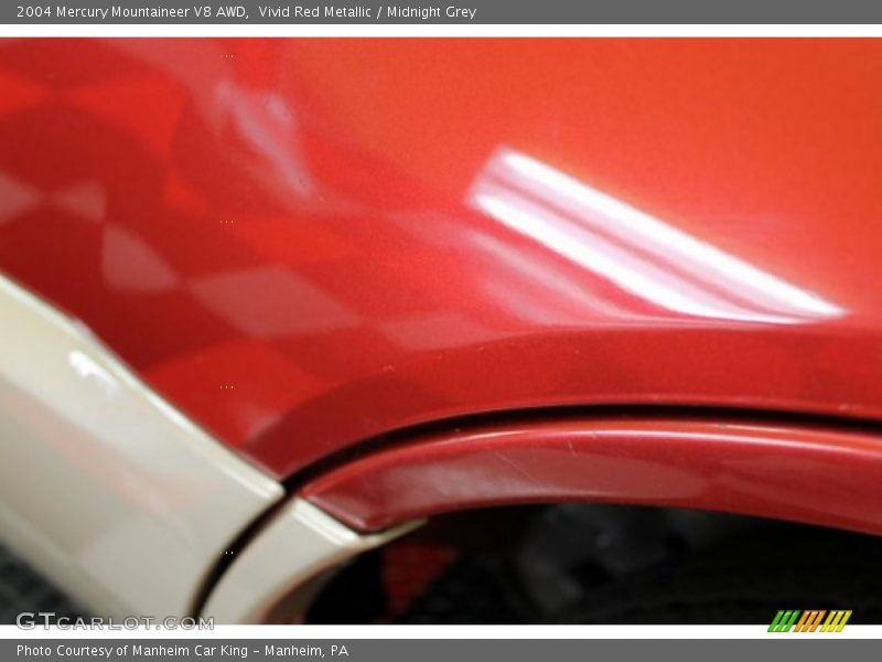 Vivid Red Metallic / Midnight Grey 2004 Mercury Mountaineer V8 AWD