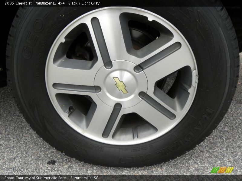 Black / Light Gray 2005 Chevrolet TrailBlazer LS 4x4