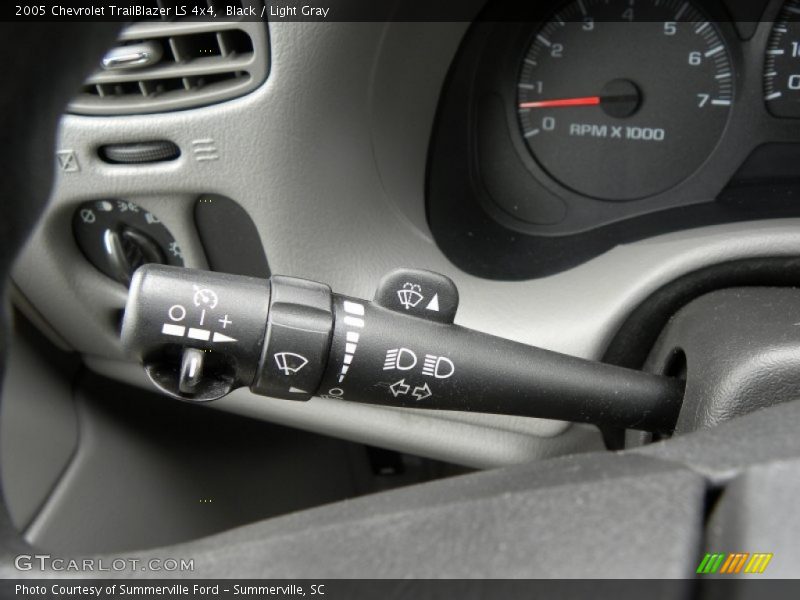 Black / Light Gray 2005 Chevrolet TrailBlazer LS 4x4