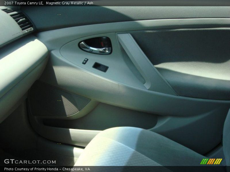 Magnetic Gray Metallic / Ash 2007 Toyota Camry LE
