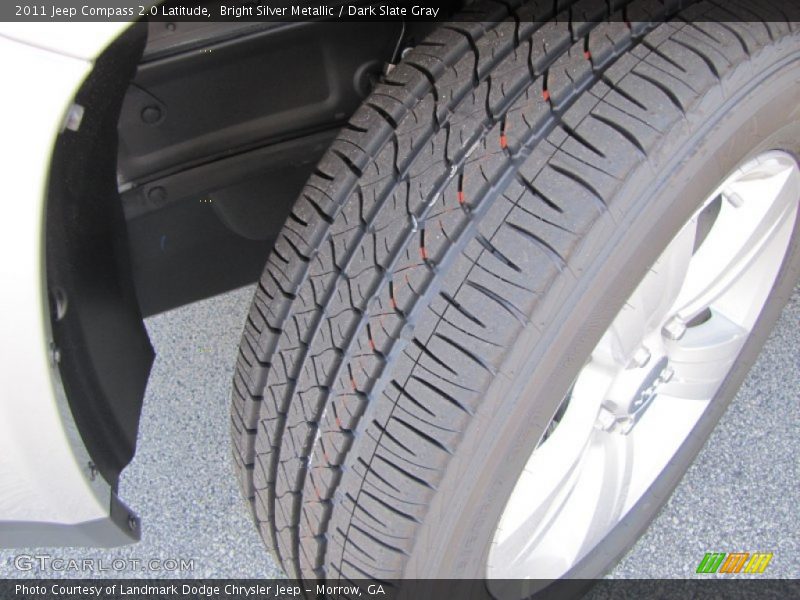 Bright Silver Metallic / Dark Slate Gray 2011 Jeep Compass 2.0 Latitude