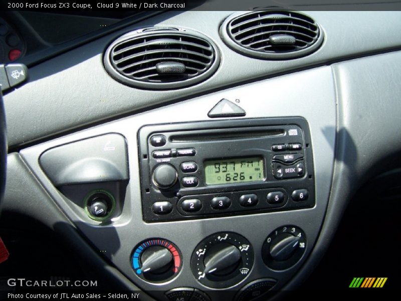 Controls of 2000 Focus ZX3 Coupe
