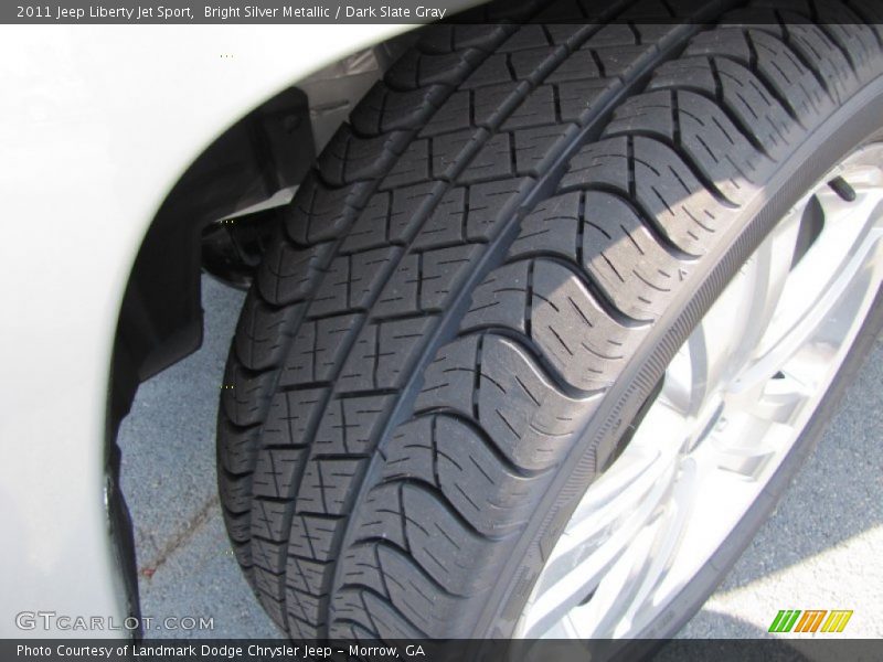 Bright Silver Metallic / Dark Slate Gray 2011 Jeep Liberty Jet Sport