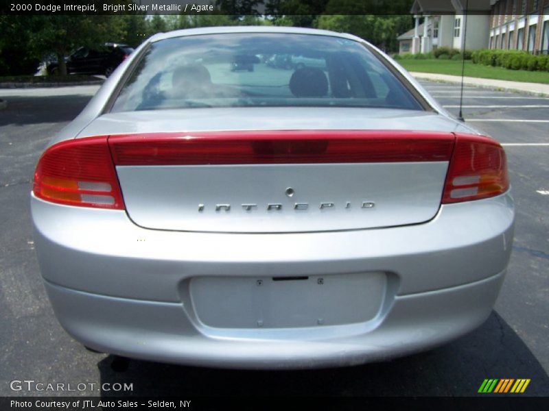 Bright Silver Metallic / Agate 2000 Dodge Intrepid