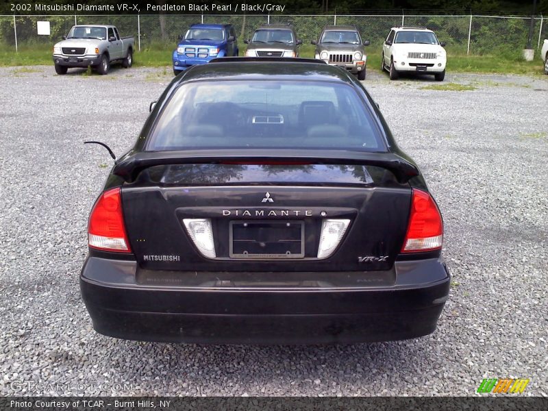 Pendleton Black Pearl / Black/Gray 2002 Mitsubishi Diamante VR-X