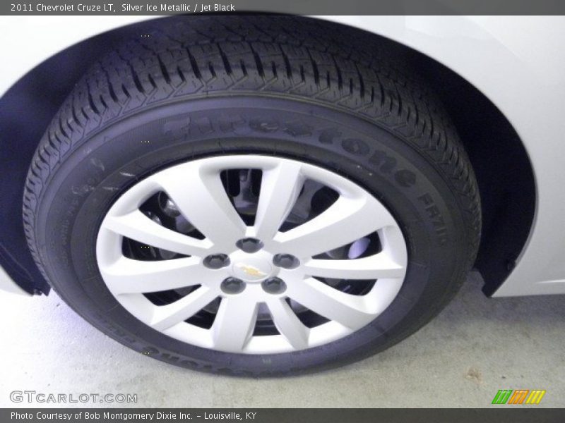 Silver Ice Metallic / Jet Black 2011 Chevrolet Cruze LT
