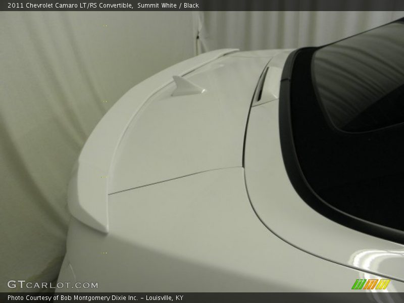 Summit White / Black 2011 Chevrolet Camaro LT/RS Convertible