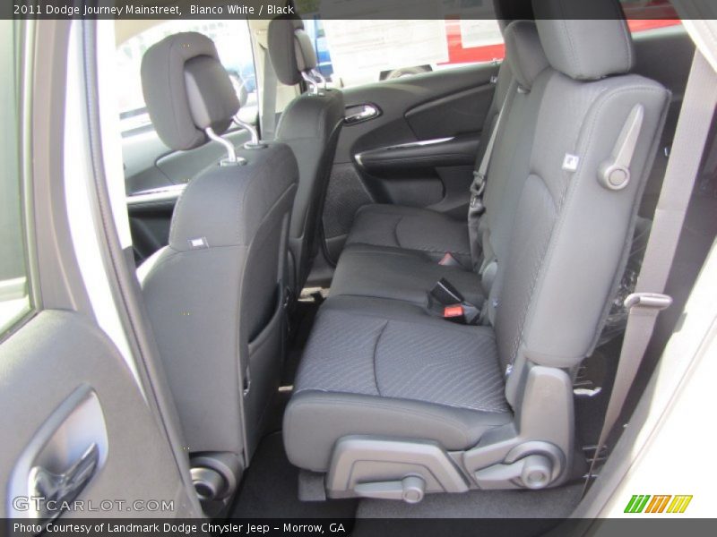 Bianco White / Black 2011 Dodge Journey Mainstreet