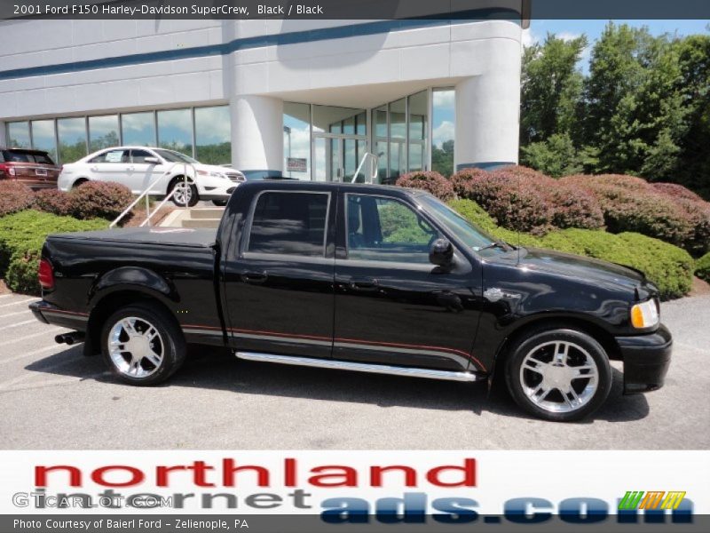 Black / Black 2001 Ford F150 Harley-Davidson SuperCrew