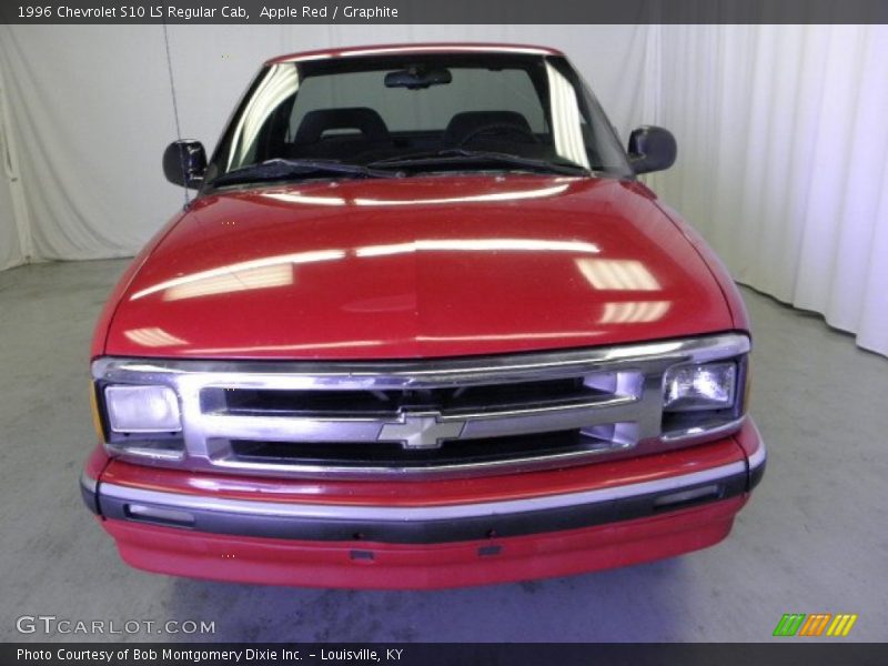 Apple Red / Graphite 1996 Chevrolet S10 LS Regular Cab